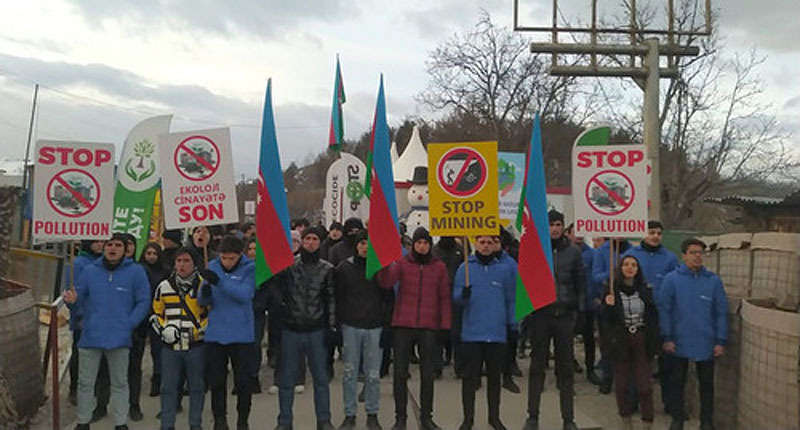 Участники блокировки Лачинского коридора. Стоп-кадр видео https://apa.az/ru/sotsium/akciya-na-doroge-lacin-xankendi-prodolzaetsya-uze-56-i-den-foto-video-509619 Участники блокировки Лачинского коридора. Стоп-кадр видео https://apa.az/ru/sotsium/akciya-na-doroge-lacin-xankendi-prodolzaetsya-uze-56-i-den-foto-video-509619