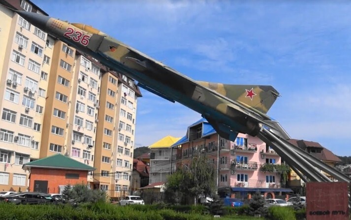 Мемориал военным летчикам в Сочи. Фото Кристины Романовой для "Кавказского узла". Мемориал военным летчикам в Сочи. Фото Кристины Романовой для "Кавказского узла".