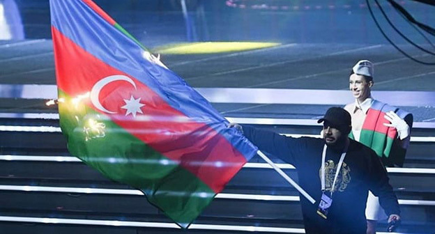 Инцидент с сожжением флага Азербайджана на открытии чемпионата Европы по тяжелой атлетике в Ереване. Фото: https://www.aravot-ru.am/2023/04/18/408380/ Инцидент с сожжением флага Азербайджана на открытии чемпионата Европы по тяжелой атлетике в Ереване. Фото: https://www.aravot-ru.am/2023/04/18/408380/