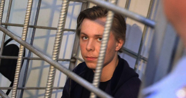 Никита Журавель в зале суда. Фото: Дмитрий Рогулин / "Городские вести" Никита Журавель в зале суда. Фото: Дмитрий Рогулин / "Городские вести"
