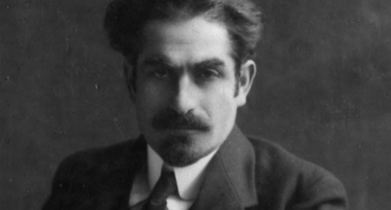 Александр Ломтатидзе. Фото http://www.nplg.gov.ge/wikidict/index.php/ფაილი:LomTaTiZe_aleqsandre.jpg Александр Ломтатидзе. Фото http://www.nplg.gov.ge/wikidict/index.php/ფაილი:LomTaTiZe_aleqsandre.jpg