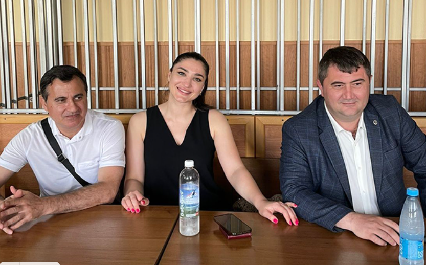 Диана Ципинова в суде. Фото предоставлено "Адвокатской газете" Дианой Ципиновой, https://www.advgazeta.ru/novosti/diana-tsipinova-vystupila-v-sude-s-poslednim-slovom/ Диана Ципинова в суде. Фото предоставлено "Адвокатской газете" Дианой Ципиновой, https://www.advgazeta.ru/novosti/diana-tsipinova-vystupila-v-sude-s-poslednim-slovom/