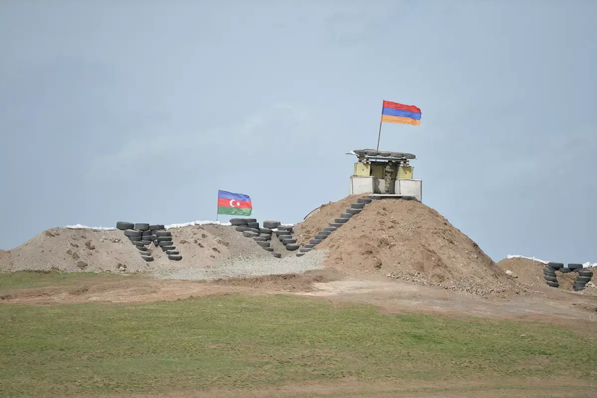 Граница Армении и Азербайджана. Фото: пресс-служуба аппарата президента Республики Армения Граница Армении и Азербайджана. Фото: пресс-служуба аппарата президента Республики Армения
