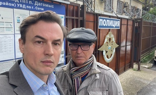Адвокат Сергей Костюк (ныне отстранен от дела) и Владимир Атаманчук. Фото Светланы Кравченко для "Кавказского узла". Адвокат Сергей Костюк (ныне отстранен от дела) и Владимир Атаманчук. Фото Светланы Кравченко для "Кавказского узла".