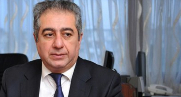 Губад Ибадоглу. Фото https://moderator.az/ru/kriminal/661200/gubad-ibadoglu-zaderzhan-za-svyazi-s-fet-obnovleno/ Губад Ибадоглу. Фото https://moderator.az/ru/kriminal/661200/gubad-ibadoglu-zaderzhan-za-svyazi-s-fet-obnovleno/