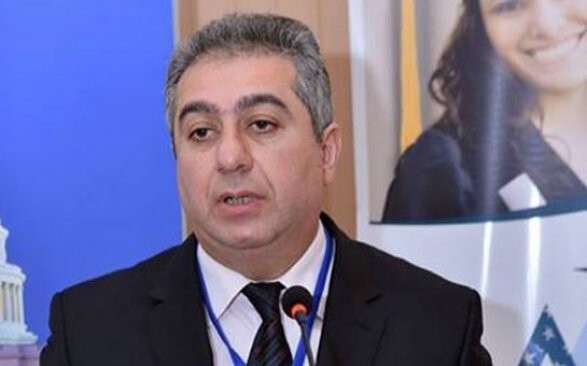 Губад Ибадоглу. Фото https://korrespondent.az/news/gubad-ibadoglu-v-svoem-amplua-na-pike-lji-i-dezinformacii/32782 Губад Ибадоглу. Фото https://korrespondent.az/news/gubad-ibadoglu-v-svoem-amplua-na-pike-lji-i-dezinformacii/32782