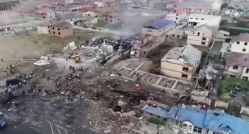 На месте взрыва в Махачкале. Фото: https://vmeste-rf.tv/news/tragediya-v-makhachkale-vzryv-unes-zhizni-35-chelovek/ На месте взрыва в Махачкале. Фото: https://vmeste-rf.tv/news/tragediya-v-makhachkale-vzryv-unes-zhizni-35-chelovek/