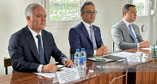 Представители Степанакерта на переговорах в Ходжалы. Фото: https://vesti.az Представители Степанакерта на переговорах в Ходжалы. Фото: https://vesti.az