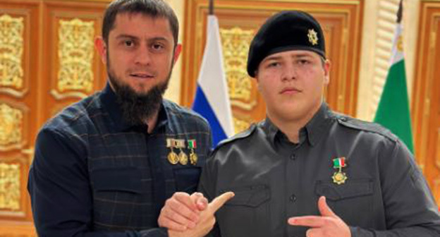 Адам Кадыров (справа). Фото: "Грозный-Информ" https://www.grozny-inform.ru Адам Кадыров (справа). Фото: "Грозный-Информ" https://www.grozny-inform.ru