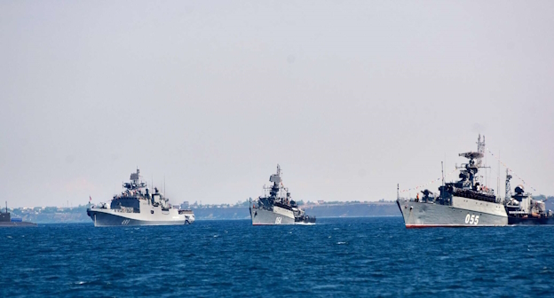 Корабли ВМФ, фото: пресс-служба Минобороны РФ. Корабли ВМФ, фото: пресс-служба Минобороны РФ.
