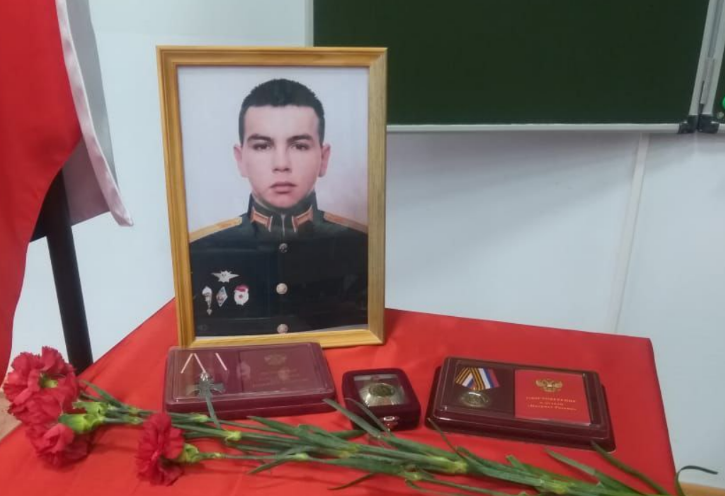 Портрет Руслана Усманова. Скриншот фото из Telegram-канала администрации Камышина от 08.12.23, https://t.me/admkam34/15869 Портрет Руслана Усманова. Скриншот фото из Telegram-канала администрации Камышина от 08.12.23, https://t.me/admkam34/15869