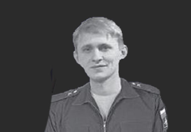 Станислав Лата. Фото: администрация ГКОУ РО "Тацинская специальная школа-интернат" http://shkinttacinsk.ucoz.ru/index/parta_geroja/0-862
Станислав Лата. Фото: администрация ГКОУ РО "Тацинская специальная школа-интернат" http://shkinttacinsk.ucoz.ru/index/parta_geroja/0-862