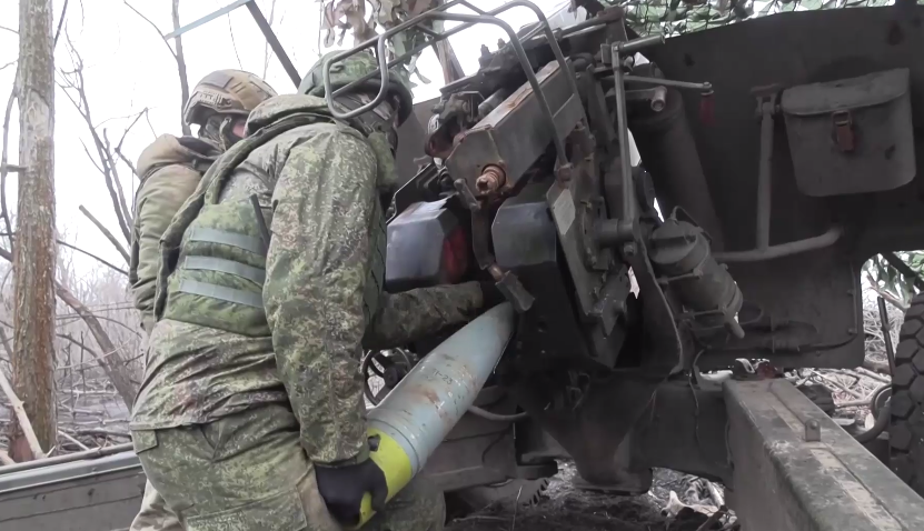 Российские военные в зоне военной операции на Украине. Стоп-кадр видео Минобороны России от 13.01.24, https://t.me/mod_russia/34635 Российские военные в зоне военной операции на Украине. Стоп-кадр видео Минобороны России от 13.01.24, https://t.me/mod_russia/34635