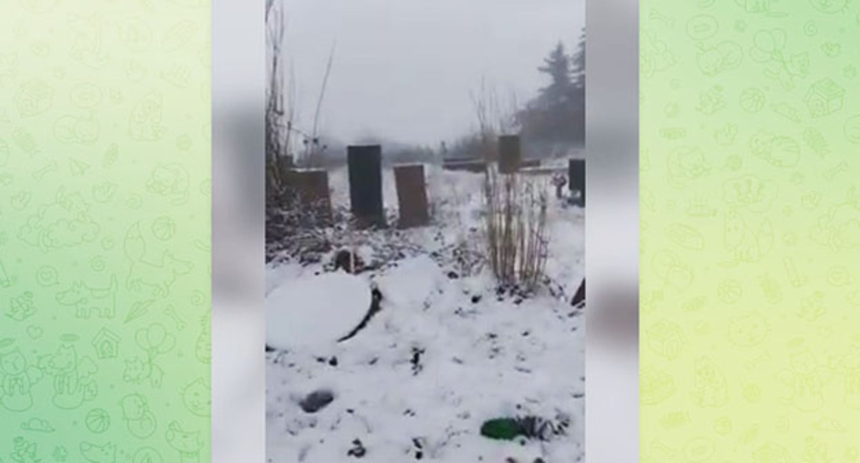 Мемориал и кладбище разрушены в карабахском селе Атерк. Скриншот видео https://t.me/mediahubam/67814