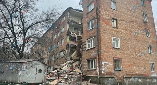 Дом на улице Нариманова в Ростове-на-Дону, стоп-кадр видео https://www.youtube.com/watch?v=VkC1fXui55g&embeds_referring_euri=https%3A%2F%2Fyastatic.net%2F&source_ve_path=Mjg2NjY&feature=emb_logo Дом на улице Нариманова в Ростове-на-Дону, стоп-кадр видео https://www.youtube.com/watch?v=VkC1fXui55g&embeds_referring_euri=https%3A%2F%2Fyastatic.net%2F&source_ve_path=Mjg2NjY&feature=emb_logo
