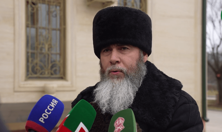 Салах Межиев. Стоп-кадр видео из Telegram-канала ДУМ Чечни от 15.02.24, https://t.me/dumchr/4804 Салах Межиев. Стоп-кадр видео из Telegram-канала ДУМ Чечни от 15.02.24, https://t.me/dumchr/4804