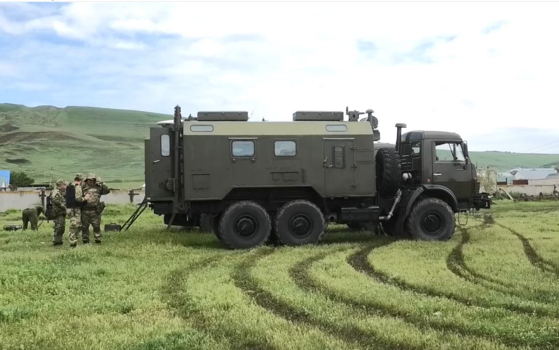 Тактико-специальное учение в Карачаево-Черкесской Республике. Фото: http://nac.gov.ru/antiterroristicheskie-ucheniya/taktiko-specialnoe-uchenie-v-karachaevo.html Тактико-специальное учение в Карачаево-Черкесской Республике. Фото: http://nac.gov.ru/antiterroristicheskie-ucheniya/taktiko-specialnoe-uchenie-v-karachaevo.html