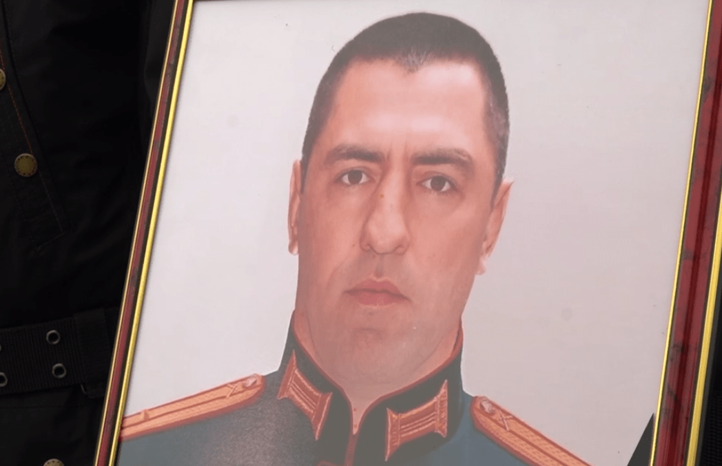 Портрет Арсена Магомедрагимова. Стоп-кадр видео телеканала "Среда" от 06.03.24, https://t.me/sreda_tv/19236 Портрет Арсена Магомедрагимова. Стоп-кадр видео телеканала "Среда" от 06.03.24, https://t.me/sreda_tv/19236
