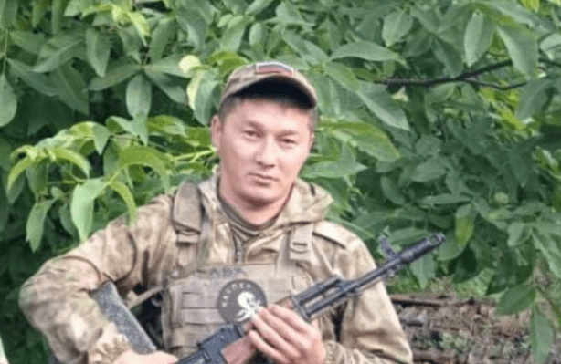 Вадим Аубекеров. Скриншот фото из Telegram-канала администрации Володарского района от 11.03.24, https://t.me/regionvol/6182 Вадим Аубекеров. Скриншот фото из Telegram-канала администрации Володарского района от 11.03.24, https://t.me/regionvol/6182