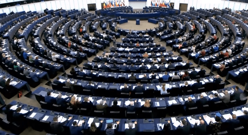 Европарламент. Стоп-кадр видео EuroNews? https://www.youtube.com/watch?v=nCiRStH9ifA&t=1s Европарламент. Стоп-кадр видео EuroNews? https://www.youtube.com/watch?v=nCiRStH9ifA&t=1s