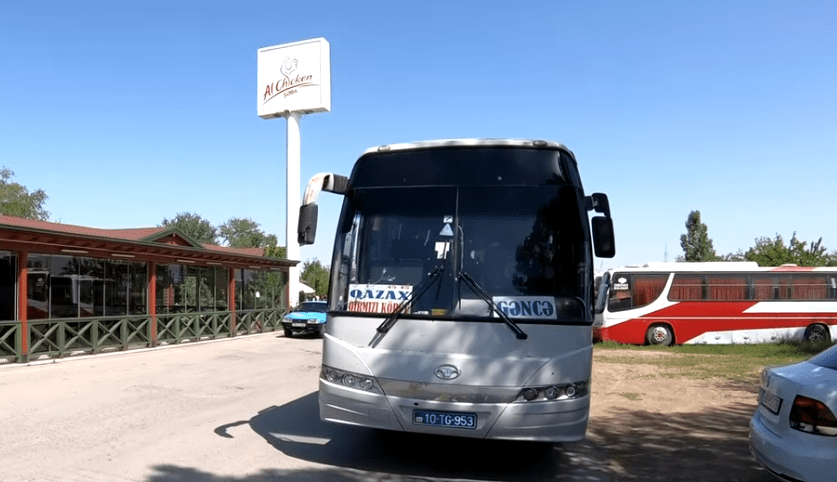Туравтобусы в Азербайджане, стоп-кадр видео из YouTube-канала Travel Forever, https://www.youtube.com/watch?v=2oE4jzv4Xn8&t=2213s
Туравтобусы в Азербайджане, стоп-кадр видео из YouTube-канала Travel Forever, https://www.youtube.com/watch?v=2oE4jzv4Xn8&t=2213s