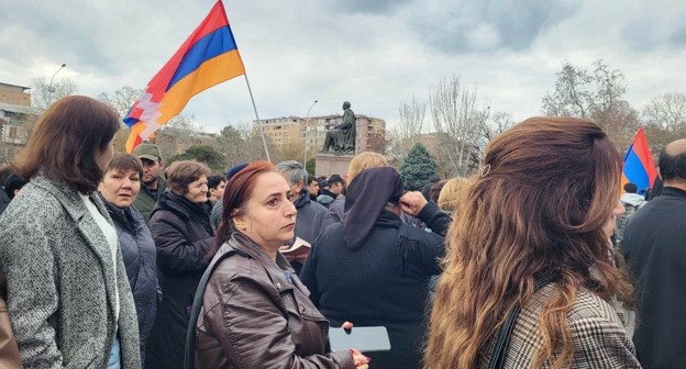 Участники митинга в Ереване 20 марта 2024 года, фото Алвард Григорян для "Кавказского узла" Участники митинга в Ереване 20 марта 2024 года, фото Алвард Григорян для "Кавказского узла"