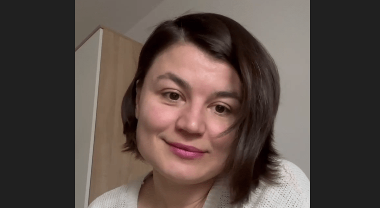 Залина Маршенкулова. Стоп-кадр видео из Telegram-канала "Женская власть" от 08.03.24, https://t.me/vlast_Zh/12208 Залина Маршенкулова. Стоп-кадр видео из Telegram-канала "Женская власть" от 08.03.24, https://t.me/vlast_Zh/12208
