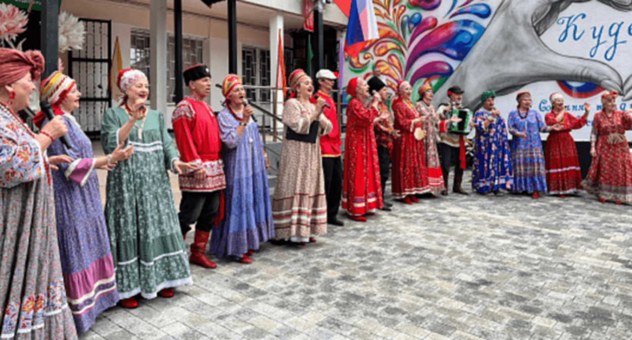 Праздничный концерт в Кудепсте, фото корреспондента "Кавказского узла"