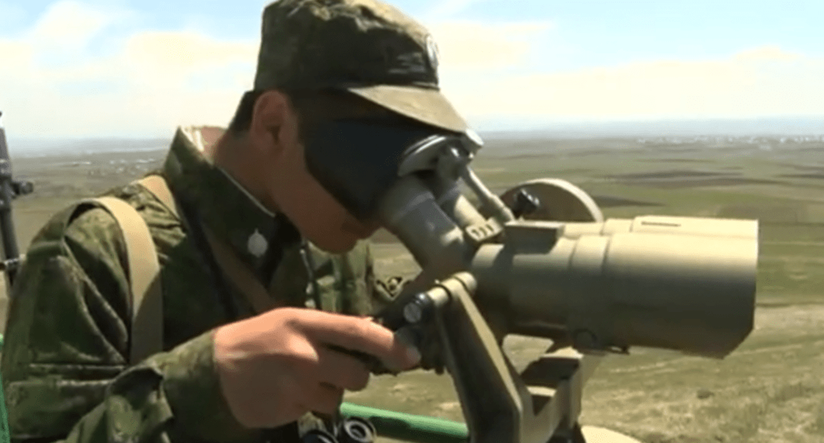 Российский пограничник в Армении. Кадр видео телекомпании "Мир" https://www.youtube.com/watch?v=gUHLBGxK02Q Российский пограничник в Армении. Кадр видео телекомпании "Мир" https://www.youtube.com/watch?v=gUHLBGxK02Q