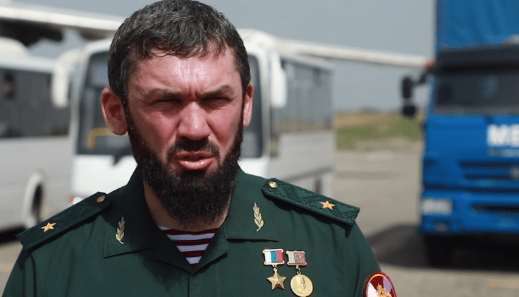 Магомед Даудов. Стоп-кадр видео из Telegram-канала Рамзана Кадырова от 01.05.24, https://t.me/RKadyrov_95/4729 Магомед Даудов. Стоп-кадр видео из Telegram-канала Рамзана Кадырова от 01.05.24, https://t.me/RKadyrov_95/4729