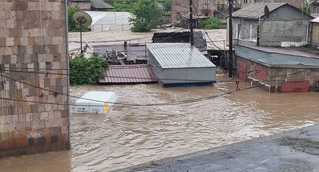 Наводнение в Армении. 26 мая 2024 г. Фото: Armenia Today https://armeniatoday.news/incidents-ru/749476/ Наводнение в Армении. 26 мая 2024 г. Фото: Armenia Today https://armeniatoday.news/incidents-ru/749476/