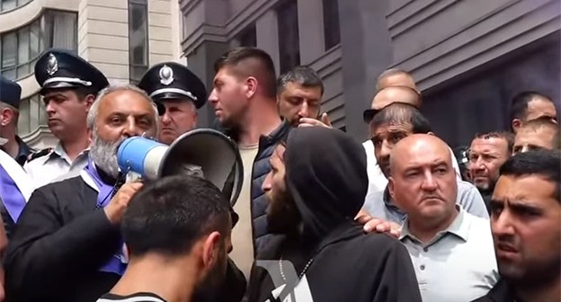 Акция протеста в Ереване. Май 2024 г. Фото Тиграна Петросяна для "Кавказского узла" Акция протеста в Ереване. Май 2024 г. Фото Тиграна Петросяна для "Кавказского узла"