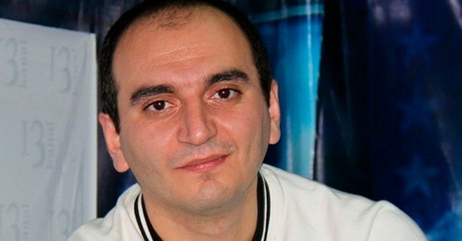 Азиз Оруджев. Фото: https://m.zerkalo.az/ugrozhavshij-zaderzhan-imya-zakazchika-zhurnalist-budet-vyyasnyat-sam/ Азиз Оруджев. Фото: https://m.zerkalo.az/ugrozhavshij-zaderzhan-imya-zakazchika-zhurnalist-budet-vyyasnyat-sam/
