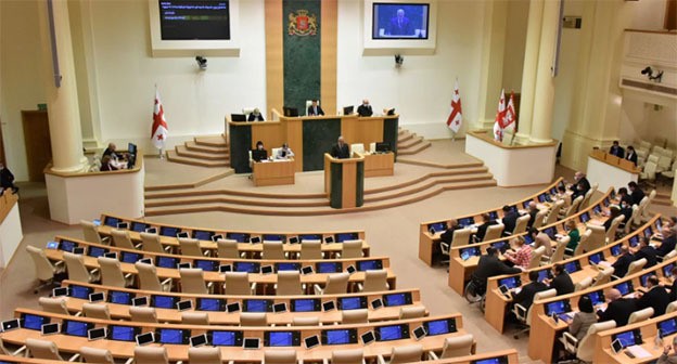 Парламент Грузии. Фото: "Новости-Грузия" https://www.newsgeorgia.ge/parlament-gruzii-utverdil-sostav-par/ Парламент Грузии. Фото: "Новости-Грузия" https://www.newsgeorgia.ge/parlament-gruzii-utverdil-sostav-par/