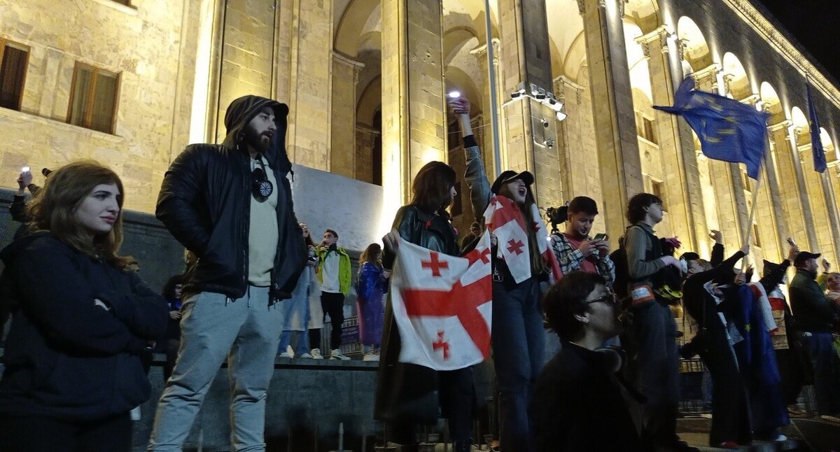 Участники акции протеста в Тбилиси. Фото Инны Кукуджановой для "Кавказского узла" Участники акции протеста в Тбилиси. Фото Инны Кукуджановой для "Кавказского узла"