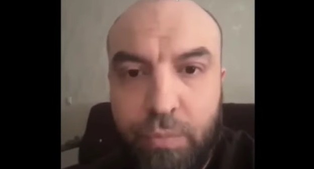 Хаджимурад Ханов, стоп-кадр видео канала "Элеонора Галанова" https://www.youtube.com/watch?v=TSM57vPyROE&t=20s Хаджимурад Ханов, стоп-кадр видео канала "Элеонора Галанова" https://www.youtube.com/watch?v=TSM57vPyROE&t=20s