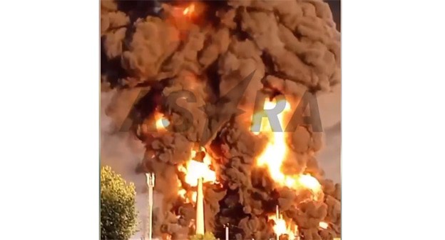 Пожар на нефтебазе в Калаче-на-Дону. Cкриншот видео от 9 июля 2024 г. t.me/astrapress
/59271
Пожар на нефтебазе в Калаче-на-Дону. Cкриншот видео от 9 июля 2024 г. t.me/astrapress
/59271