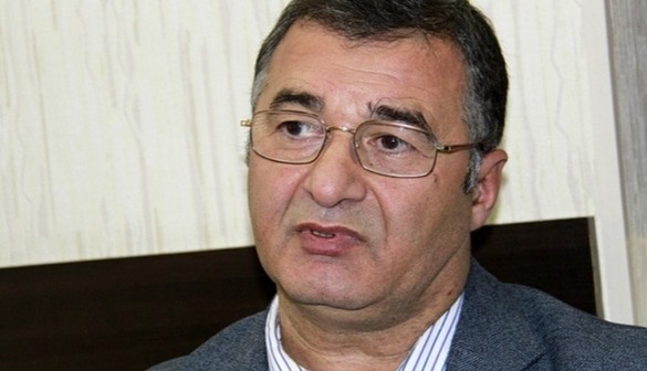 Насиман Ягублу. Фото: пресс-служба партии "Мусават", https://www.musavat.com/ru/news/v-avtoavarii-pogib-kandidat-v-deputaty-nasiman-yagublu-foto-obnovleno_1096212.html?d=1 Насиман Ягублу. Фото: пресс-служба партии "Мусават", https://www.musavat.com/ru/news/v-avtoavarii-pogib-kandidat-v-deputaty-nasiman-yagublu-foto-obnovleno_1096212.html?d=1