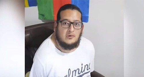 Фамиль Халилов. Скриншот видео Meydan TV https://www.youtube.com/watch?v=exZkjbxMWw0 Фамиль Халилов. Скриншот видео Meydan TV https://www.youtube.com/watch?v=exZkjbxMWw0
