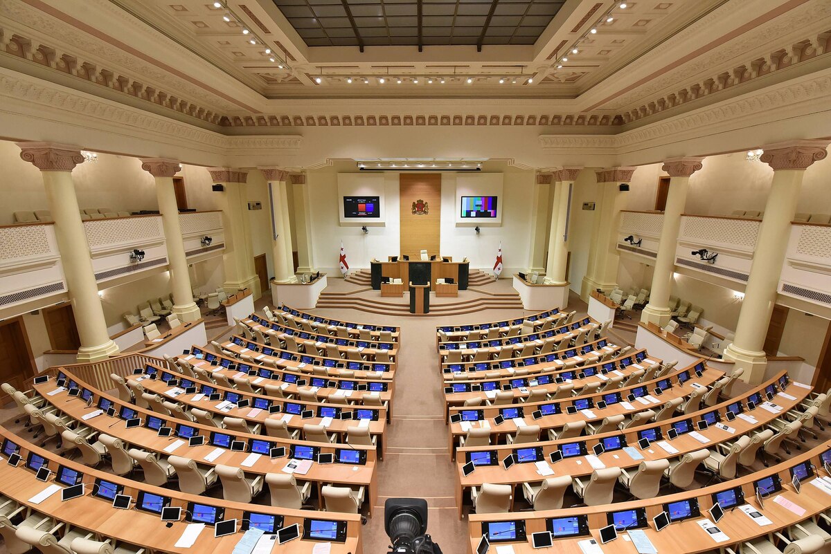 Парламент Грузии. Фото: https://www.interpressnews.ge https://ru.wikipedia.org/ Парламент Грузии. Фото: https://www.interpressnews.ge https://ru.wikipedia.org/
