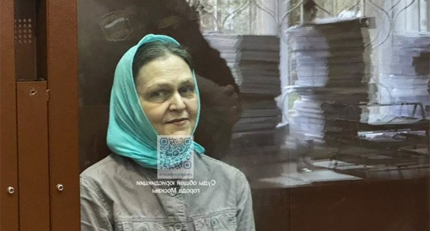 Надежда Кеворкова. Фото: газета "Черновик" https://chernovik.net/news/zhurnalist-nadezhda-kevorkova-arestovana-na-dva-mesyaca-sud-otkazalsya-doprosit-maksima Надежда Кеворкова. Фото: газета "Черновик" https://chernovik.net/news/zhurnalist-nadezhda-kevorkova-arestovana-na-dva-mesyaca-sud-otkazalsya-doprosit-maksima