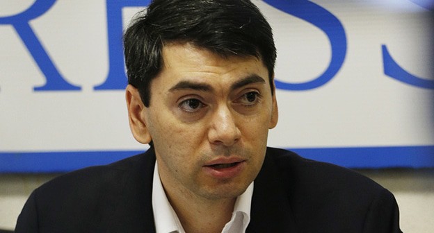 Григорий Мельконьянц. Фото: https://www.yabloko.ru/regnews/Moscow/2018/04/02 Григорий Мельконьянц. Фото: https://www.yabloko.ru/regnews/Moscow/2018/04/02