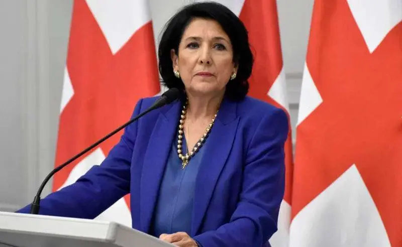 Саломе Зурабишвили. Фото: Новости Грузии https://www.newsgeorgia.ge/salome-zurabishvili-vystupila-s-konkretnym-planom-dlja-oppozicii/ Саломе Зурабишвили. Фото: Новости Грузии https://www.newsgeorgia.ge/salome-zurabishvili-vystupila-s-konkretnym-planom-dlja-oppozicii/