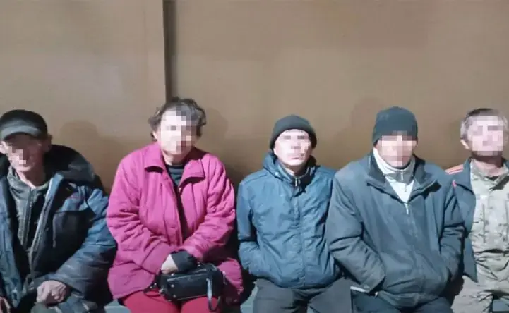 Освобождённые из рабства. Фото Из группы в ВК «Движение Альтернатива» Освобождённые из рабства. Фото Из группы в ВК «Движение Альтернатива»