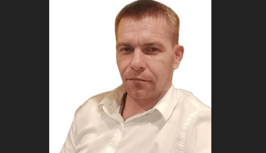 Дмитрий Морозов. Скриншот фото из Telegram-канала администрации Енотаевского района от 30.10.24, https://t.me/enotaevskiy_rayon/7491 Дмитрий Морозов. Скриншот фото из Telegram-канала администрации Енотаевского района от 30.10.24, https://t.me/enotaevskiy_rayon/7491