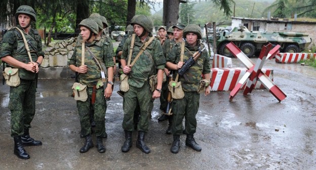 Военные в Абхазии, фото: пресс-служба Минобороны Абхазии. Военные в Абхазии, фото: пресс-служба Минобороны Абхазии.