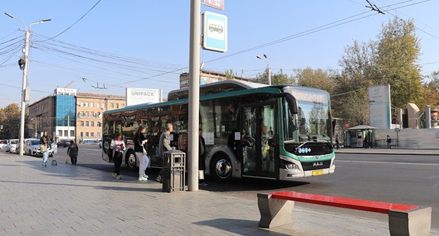 Общественный транспорт в Ереване. Фото: https://discover-world.ru/ Общественный транспорт в Ереване. Фото: https://discover-world.ru/