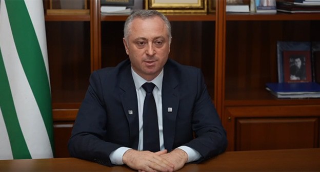 Бадра Гунба. 19 ноября 2024 г. Cкриншот видео https://krasnodar-news.net/society/2024/11/19/451534.html Бадра Гунба. 19 ноября 2024 г. Cкриншот видео https://krasnodar-news.net/society/2024/11/19/451534.html
