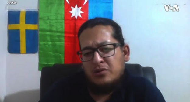 Фамиль Халилов. Скриншот видео https://www.amerikaninsesi.org/a/7800432.html Фамиль Халилов. Скриншот видео https://www.amerikaninsesi.org/a/7800432.html