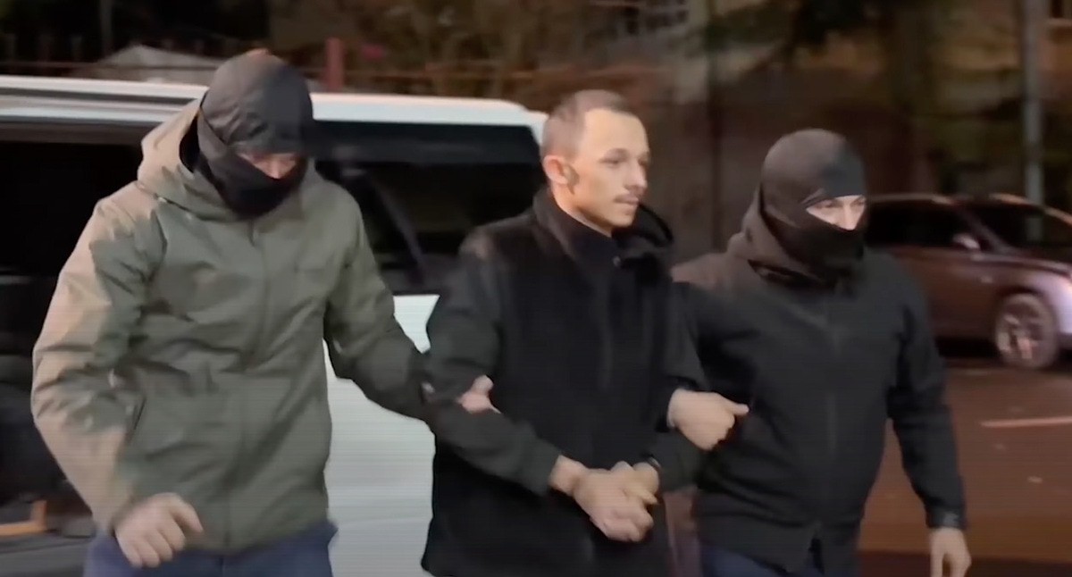 Задержанный гражданин Румынии Дэвид Керч. Скриншот из видео: https://sgb.apsny.land/ Задержанный гражданин Румынии Дэвид Керч. Скриншот из видео: https://sgb.apsny.land/